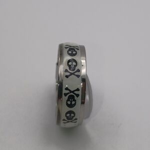 Stainless Steel White And Black Skull Pattern Ring Band Size 10 U.S